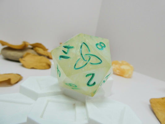 Silken Strands Oversized d20