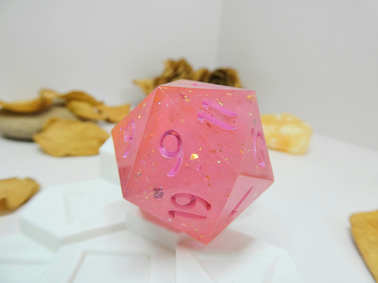 Reactivity Oversized d20