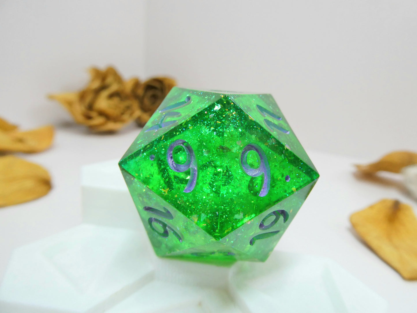 Enchanted Shard Oversized d20