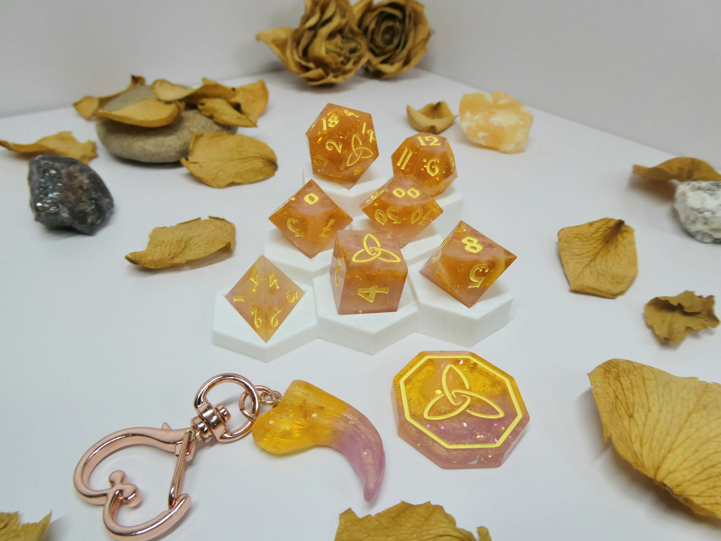 Glimmering Light 8 Pc. Set