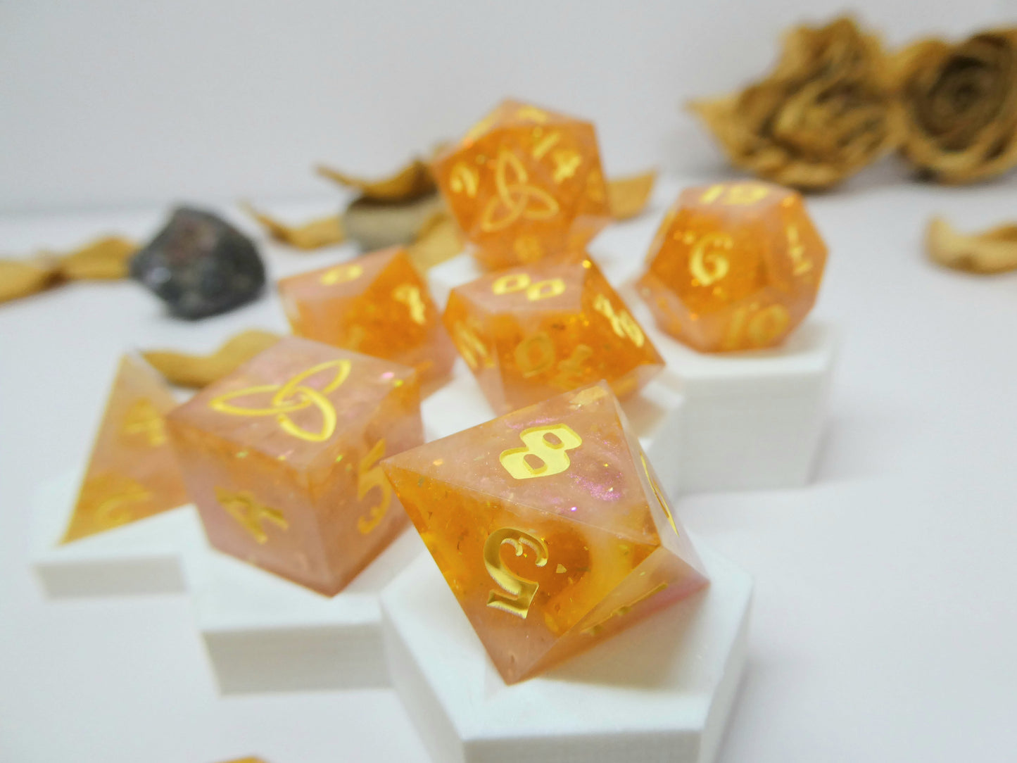 Glimmering Light 8 Pc. Set