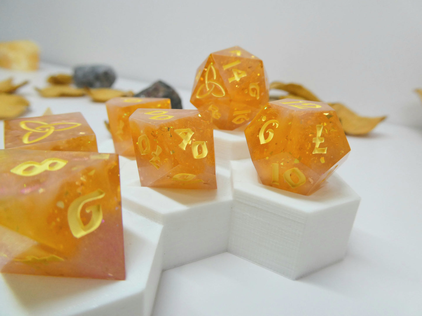 Glimmering Light 8 Pc. Set