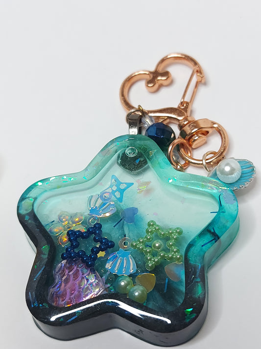 Shaker charm keychain